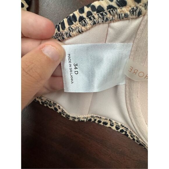 Shade & Shore Leopard Print V-Wire Bikini Top Size 34D - Picture 5 of 6